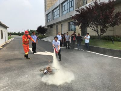 滅火2.jpg 滅火2.jpg