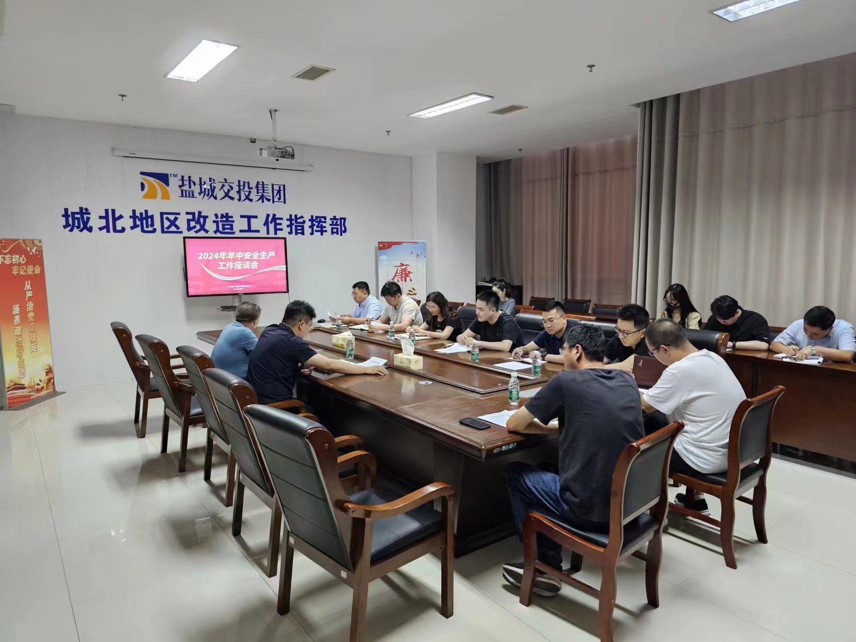 正在上傳... 正在上傳...